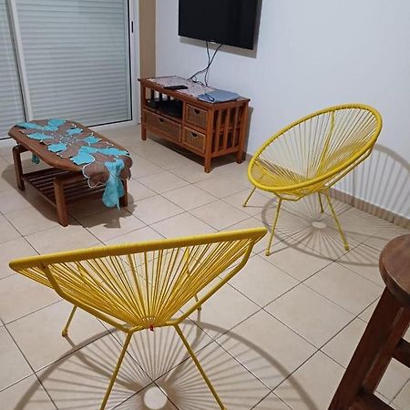 Appartement F2 Avec Piscine Saint-André Zewnętrze zdjęcie